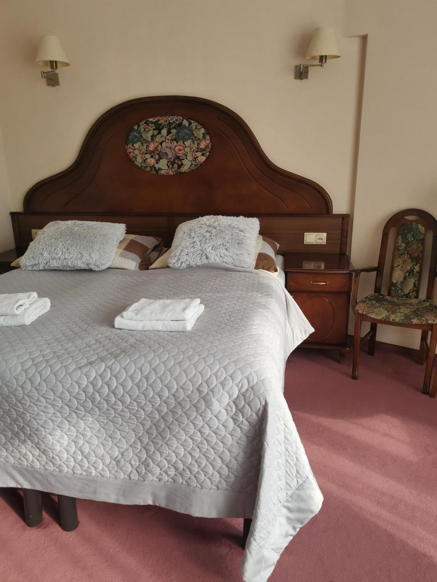 Apartamenty Rodzinne Przy Plazy Kołobrzeg Rom bilde